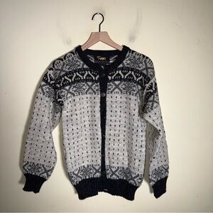 VINTAGE FIGGJO wool large knit eclectic grandpa Nordic cardigan M